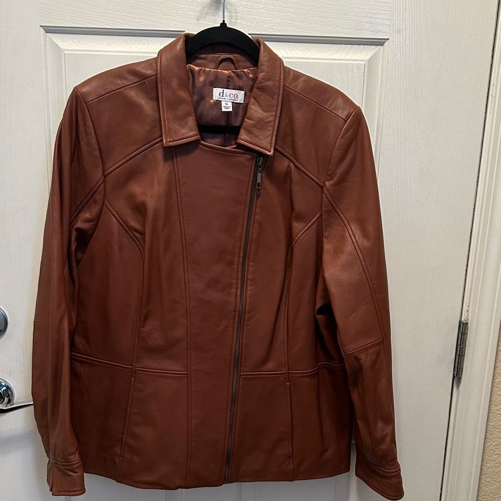 d&co. Women’s Brown 100% Leather Jacket Asymmetrical Zip Size XL